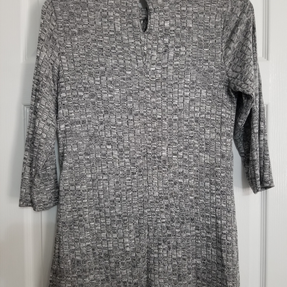 Ladies tunic - Picture 3 of 3